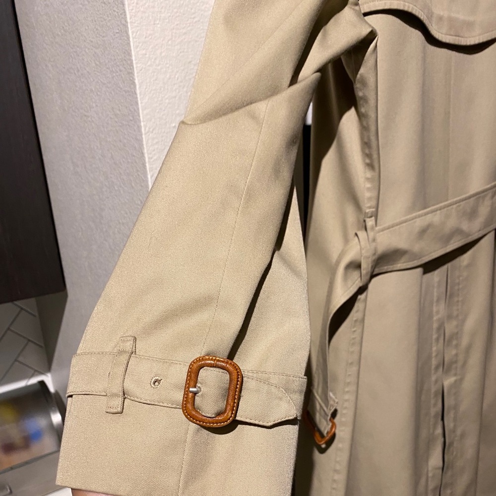 Genuine Vintage Burberry Trench Coat - Picture 7 of 9